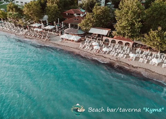 Semesterbostad Βαμβοο Nest By The Sea *