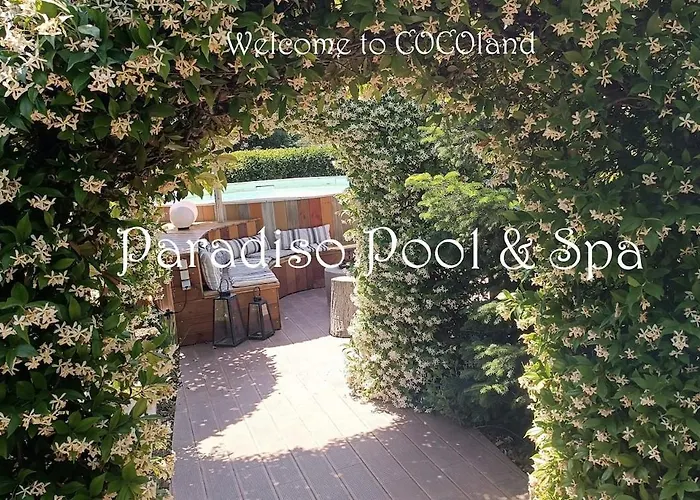 Βαμβοο Nest By The Sea